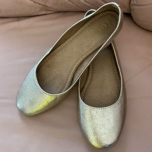 2/$5 Old Navy Gold Memory Foam Flats
